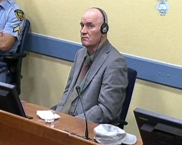 Ratko Mladic no reconoce las acusaciones “horribles e injuriantes” - Sputnik Mundo