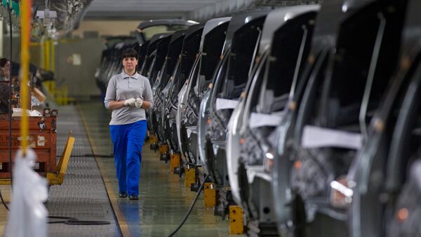 El mayor fabricante de automóviles ruso Avtovaz en Toliatti - Sputnik Mundo