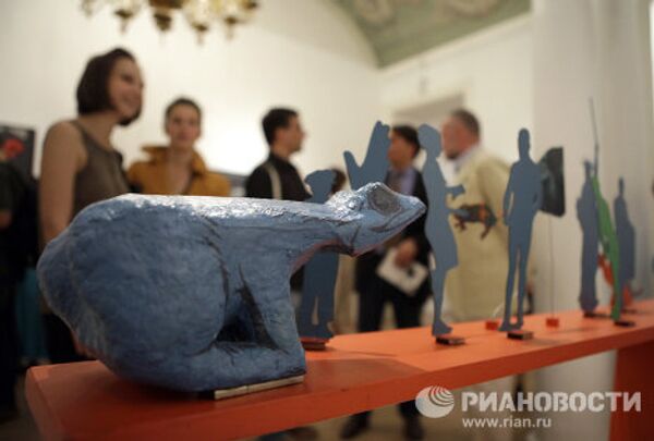 Arte abstracto y “Los suizos muertos” en una exposición en Moscú - Sputnik Mundo