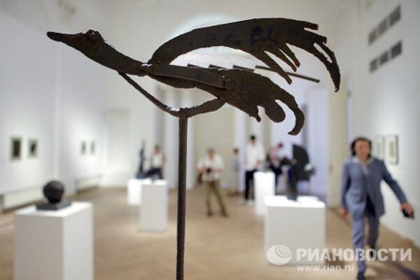 Arte abstracto y “Los suizos muertos” en una exposición en Moscú - Sputnik Mundo