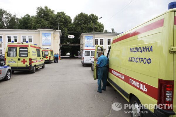 Heridos en el accidente aéreo en el noroeste de Rusia llegan a Moscú - Sputnik Mundo