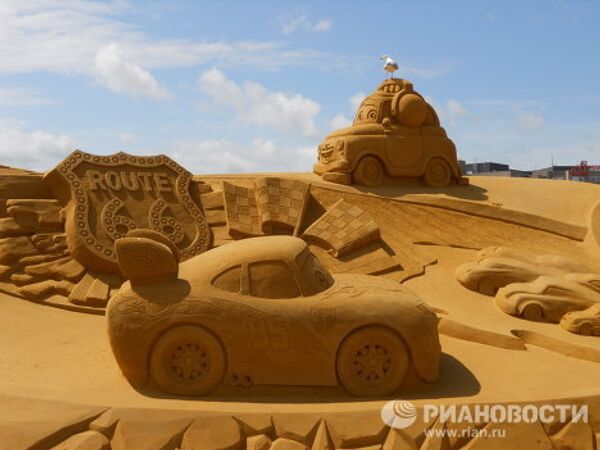 Festival de esculturas de arena en la ciudad belga de Blankenberge - Sputnik Mundo