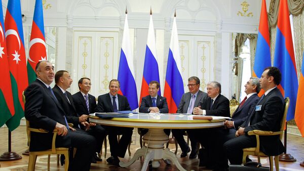 Termina sin acuerdo reunión de presidentes de Rusia, Armenia y Azerbaiyán sobre el arreglo en Alto Karabaj - Sputnik Mundo