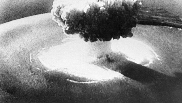 EEUU usó la bomba atómica contra Japón para terminar la guerra - Sputnik Mundo