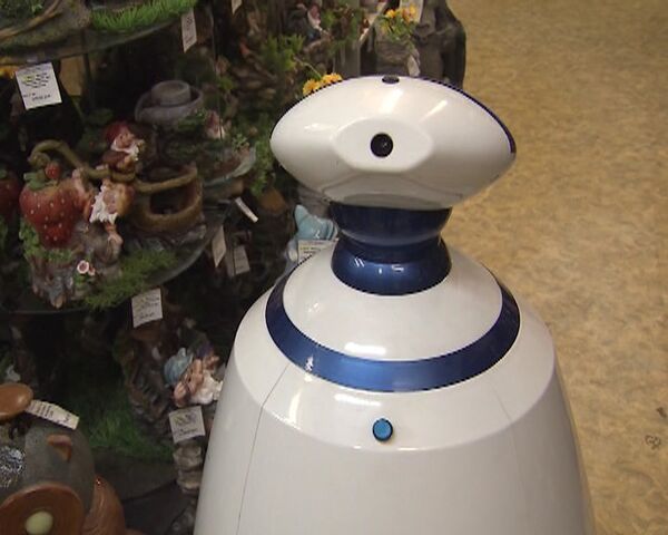 Robots rusos asesoran compradores en tiendas de servicio - Sputnik Mundo