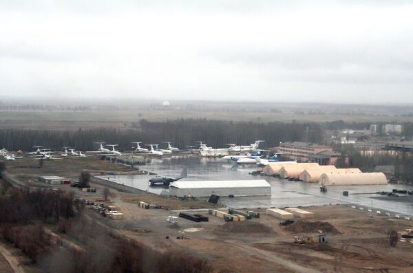 Base aérea de EEUU en el aeropuerto de Manas - Sputnik Mundo