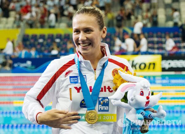 Nadadora rusa Zúeva gana un oro en el Mundial de Natación 2011 - Sputnik Mundo