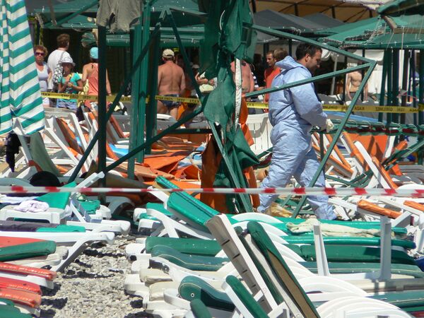 15 heridos en explosión en una playa en Turquía - Sputnik Mundo