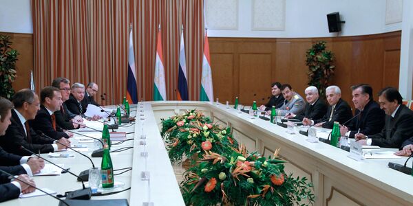 Medvédev dice que Tayikistán siempre seguirá siendo aliado estratégico de Rusia - Sputnik Mundo