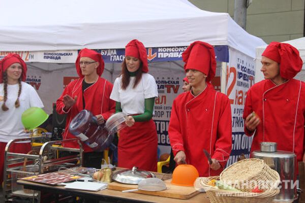 Banquete Eslavo 2011 se desarrolló en Moscú - Sputnik Mundo