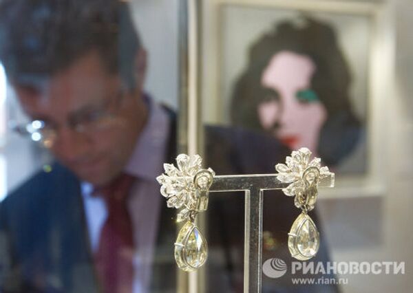 Las joyas de Elizabeth Taylor en Moscú - Sputnik Mundo