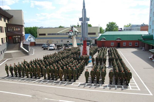 Ejercicios militares “Tsentr-2011” comienzan en Rusia, Kazajstán, Tayikistán y Kirguistán - Sputnik Mundo