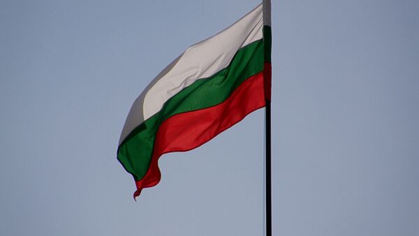 El Parlamento búlgaro aprueba la dimisión del Gobierno - Sputnik Mundo
