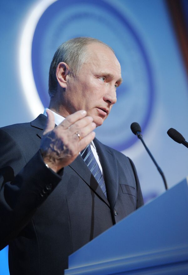 Vladimir Putin  - Sputnik Mundo