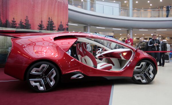 Presentación de nuevos coches E-móvil en San Petersburgo - Sputnik Mundo
