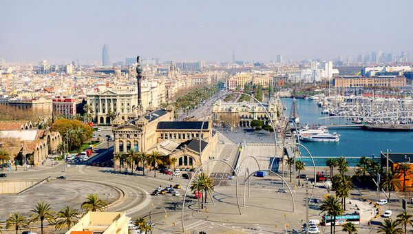 Turistas británicos consideran a España como el destino turístico familiar más atractivo del 2011 - Sputnik Mundo