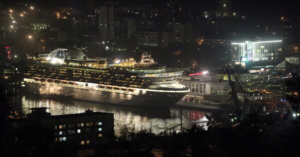 Crucero de lujo Diamond Princess en Vladivostok - Sputnik Mundo
