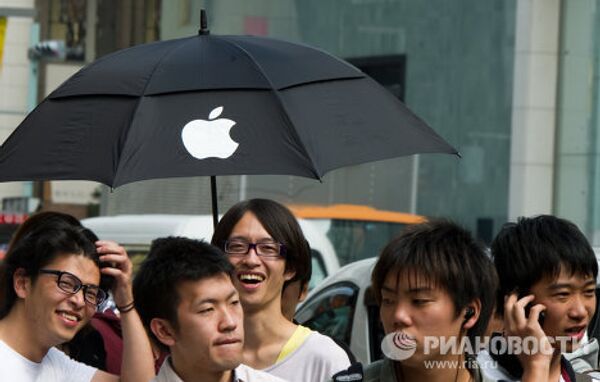 Primeras ventas del iPhone 4S en Japón y últimas horas de espera en EEUU - Sputnik Mundo