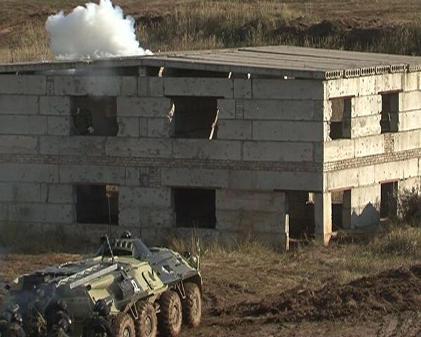 Fuerzas especiales rusas recuperan edificio tomado por “terroristas” - Sputnik Mundo