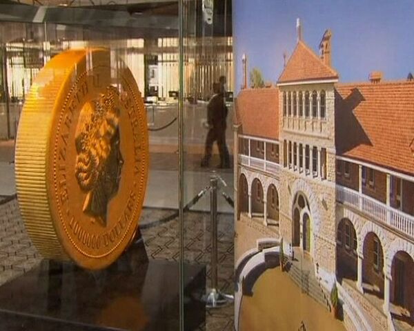 Australia presenta la moneda de oro más grande del mundo - Sputnik Mundo