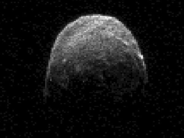 El asteroide 2005 YU55 pasa a distancia mínima de la Tierra sin afectarla - Sputnik Mundo