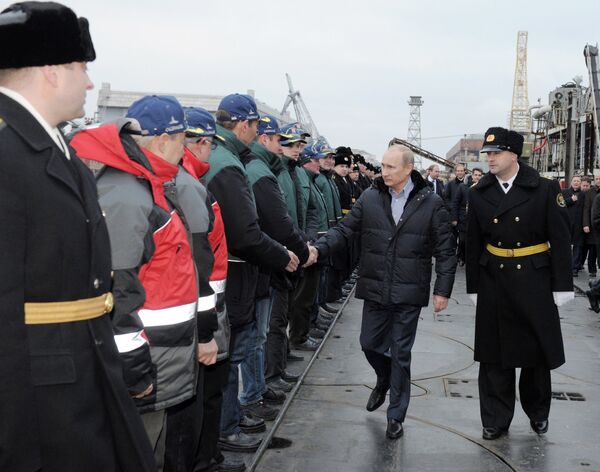 Putin felicita a la tripulación del submarino Alexandr Nevski que superó la primera etapa de pruebas - Sputnik Mundo