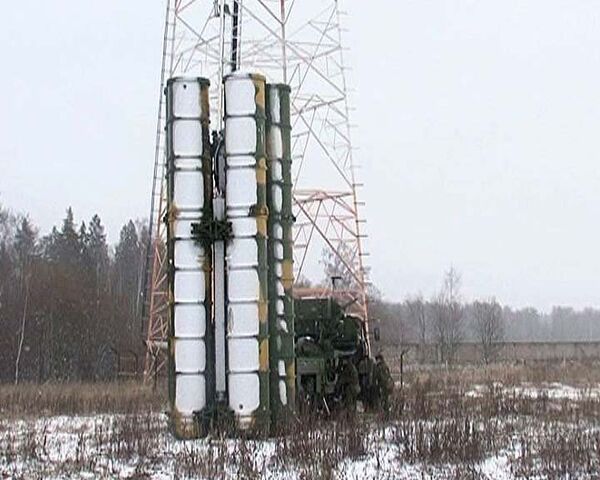 Misiles antiaéreos S-300 listos para combate - Sputnik Mundo
