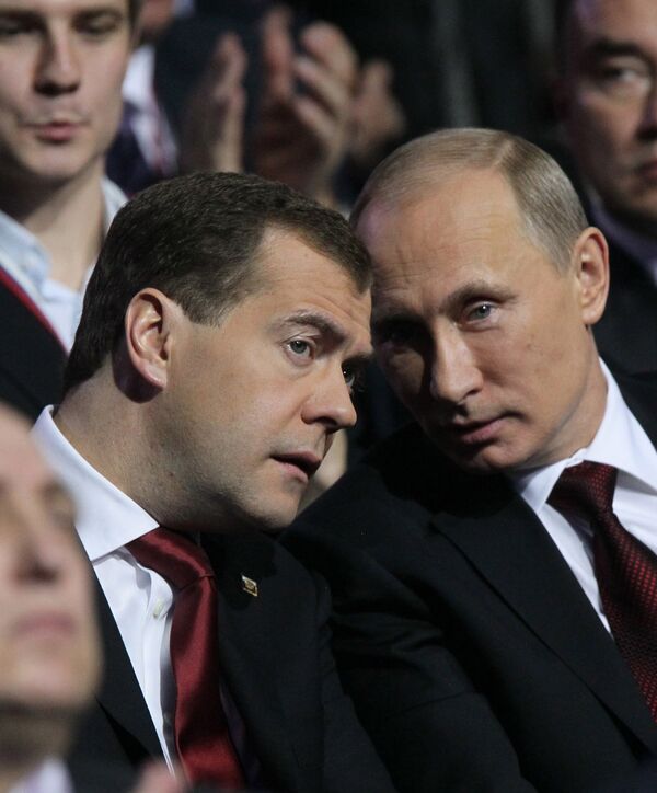 Putin acepta “con gratitud” ser candidato oficial a la presidencia de Rusia - Sputnik Mundo