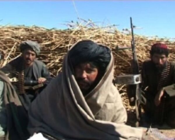 Talibanes pakistaníes niegan negociaciones de paz con Islamabad - Sputnik Mundo