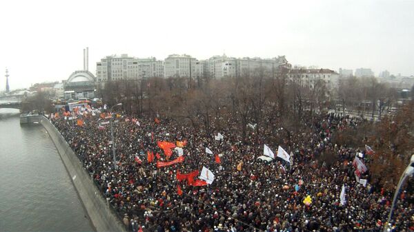 Los mítines de los descontentos con los resultados de las legislativas en Moscú  - Sputnik Mundo