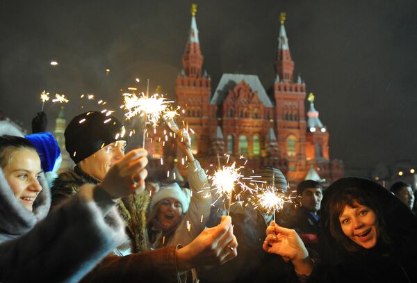 Más de 9 millones de rusos asistieron a celebraciones de Año Nuevo en todo el país - Sputnik Mundo