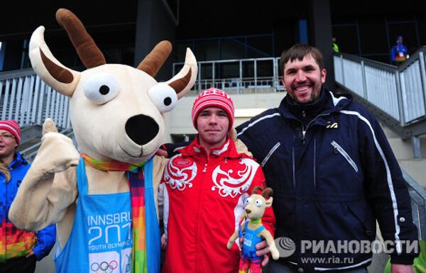 Medallistas rusos de los primeros Juegos Olímpicos de la Juventud de Invierno - Sputnik Mundo