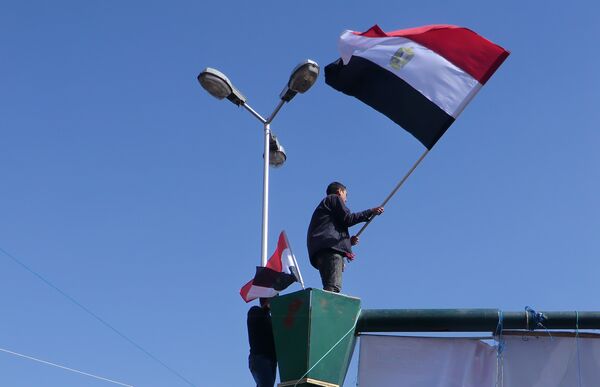Protestas continúan en Egipto en primer aniversario de la revolución del 25 de enero - Sputnik Mundo