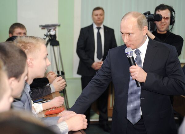 El primer ministro ruso Vladímir Putin - Sputnik Mundo