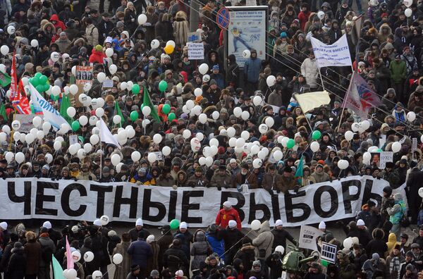 La sociedad civil en Rusia se está formando a fuerza de mítines - Sputnik Mundo