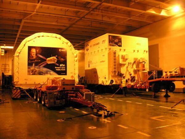 Último carguero ATV llevará el nombre del físico belga Georges Lemaître - Sputnik Mundo