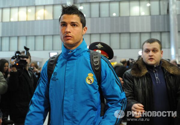 Arribo de los jugadores del “Real Madrid” a Moscú - Sputnik Mundo