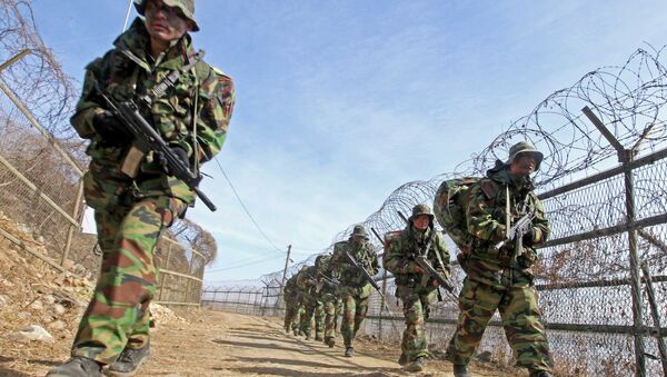 Corea del Norte amenaza con desatar “guerra santa” en respuesta a los ejercicios de EEUU y Corea del Sur - Sputnik Mundo