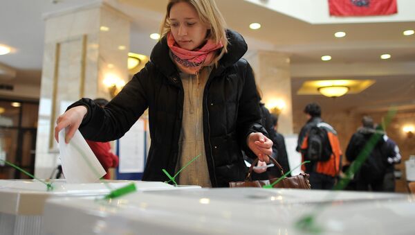 Autoridades electorales confirman cierre de centros de votación en Moscú - Sputnik Mundo