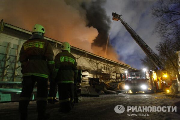 Incendio en hipermercado de San Petersburgo - Sputnik Mundo