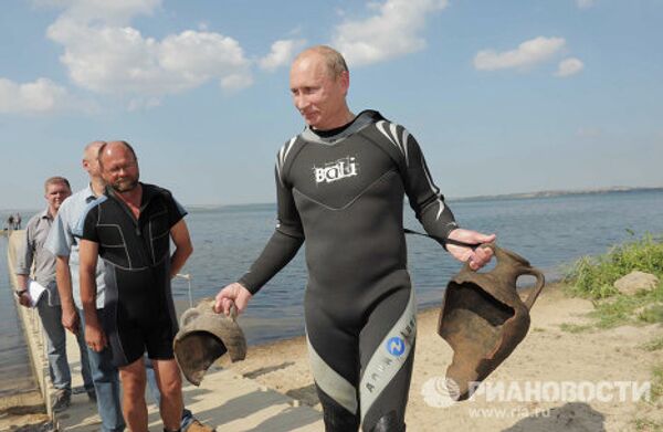 Los diez debuts de Vladímir Putin como primer ministro - Sputnik Mundo