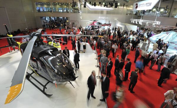 Helicópteros de todo el mundo en la exhibición HeliRussia 2012 en Moscú - Sputnik Mundo