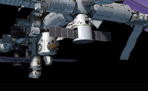 Tripulantes de ISS confirman su capacidad de controlar el acercamiento del carguero Dragon - Sputnik Mundo