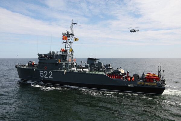 Rusia y Francia realizan ejercicios navales conjuntos en el Báltico - Sputnik Mundo