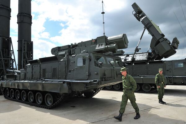 Rusia ocupará el segundo lugar en el mundo en exportaciones de armas en 2012, dicen expertos - Sputnik Mundo