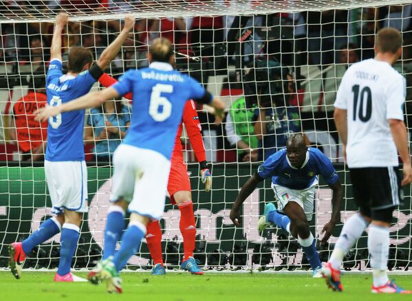 Italia gana a Alemania y pasa a la final de Eurocopa 2012  - Sputnik Mundo