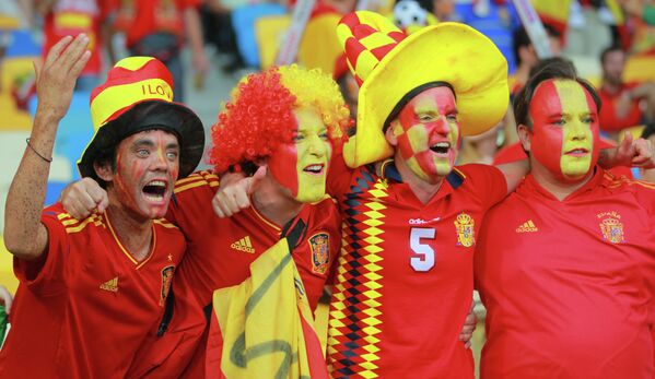 Celebración de la victoria de España en la Eurocopa 2012 - Sputnik Mundo