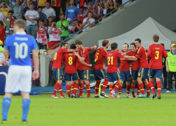 España defiende su título en la Eurocopa 2012 - Sputnik Mundo