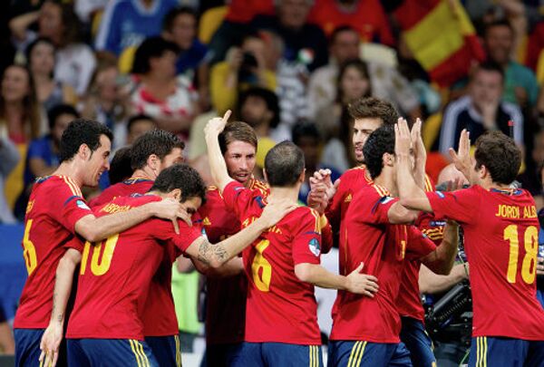 España defiende su título en la Eurocopa 2012 - Sputnik Mundo
