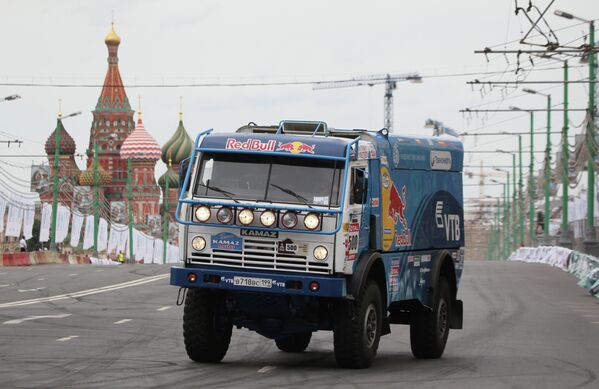 Las carreras Moscow City Racing al lado del Kremlin de Moscú - Sputnik Mundo